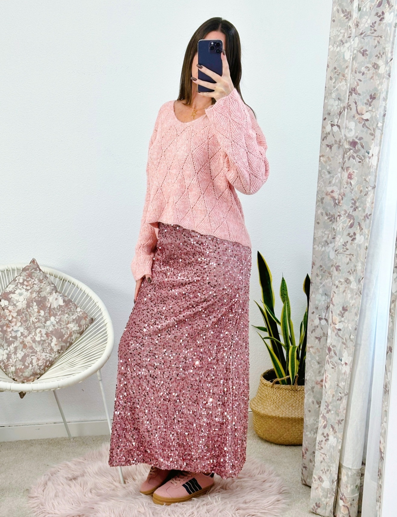 FALDA LARGA TERCIOPELO CON LENTEJUELAS ROSA