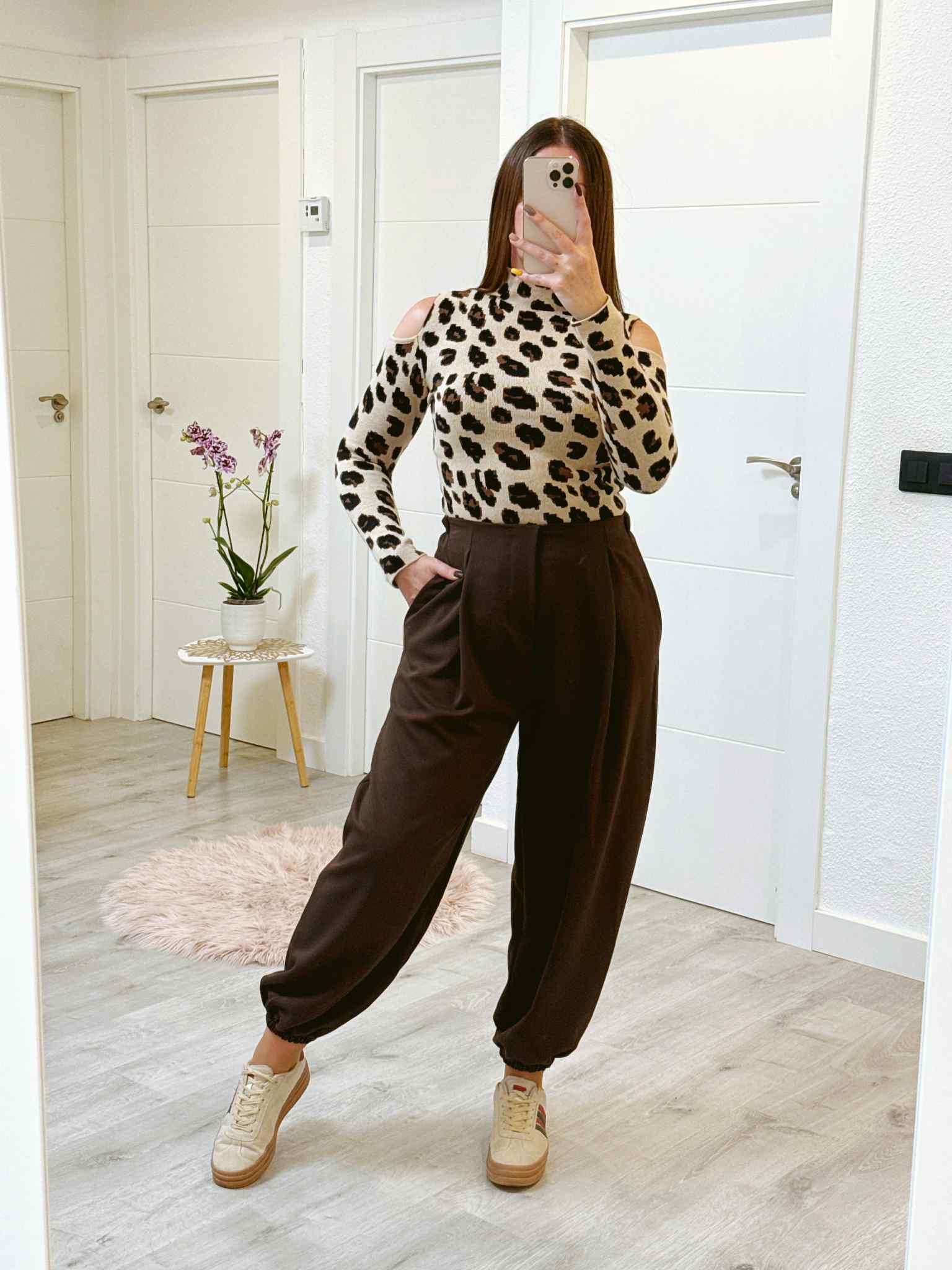 PANTALÓN GLOBO MARRÓN