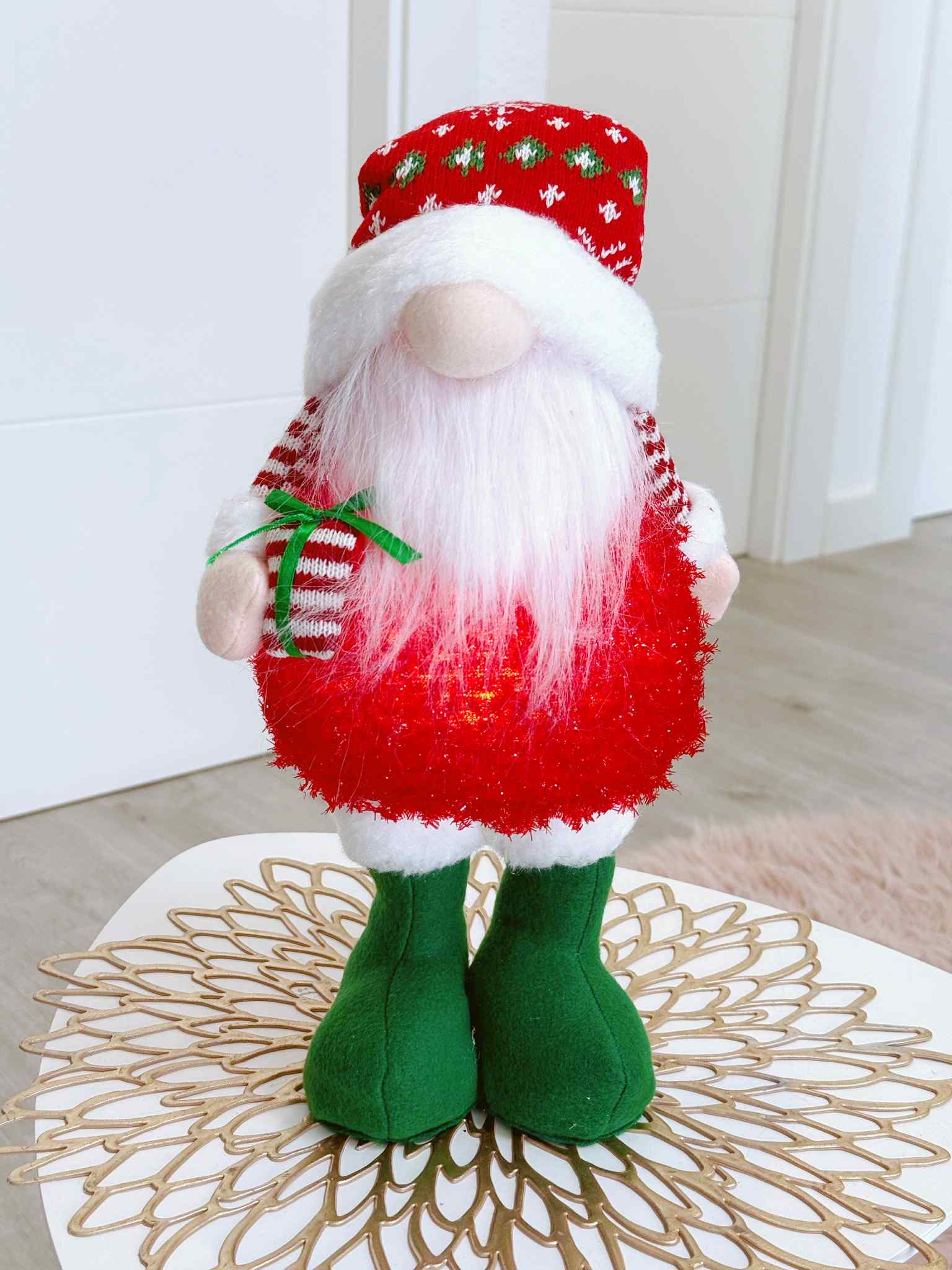 GNOMO CON LUZ 20X13X51CM