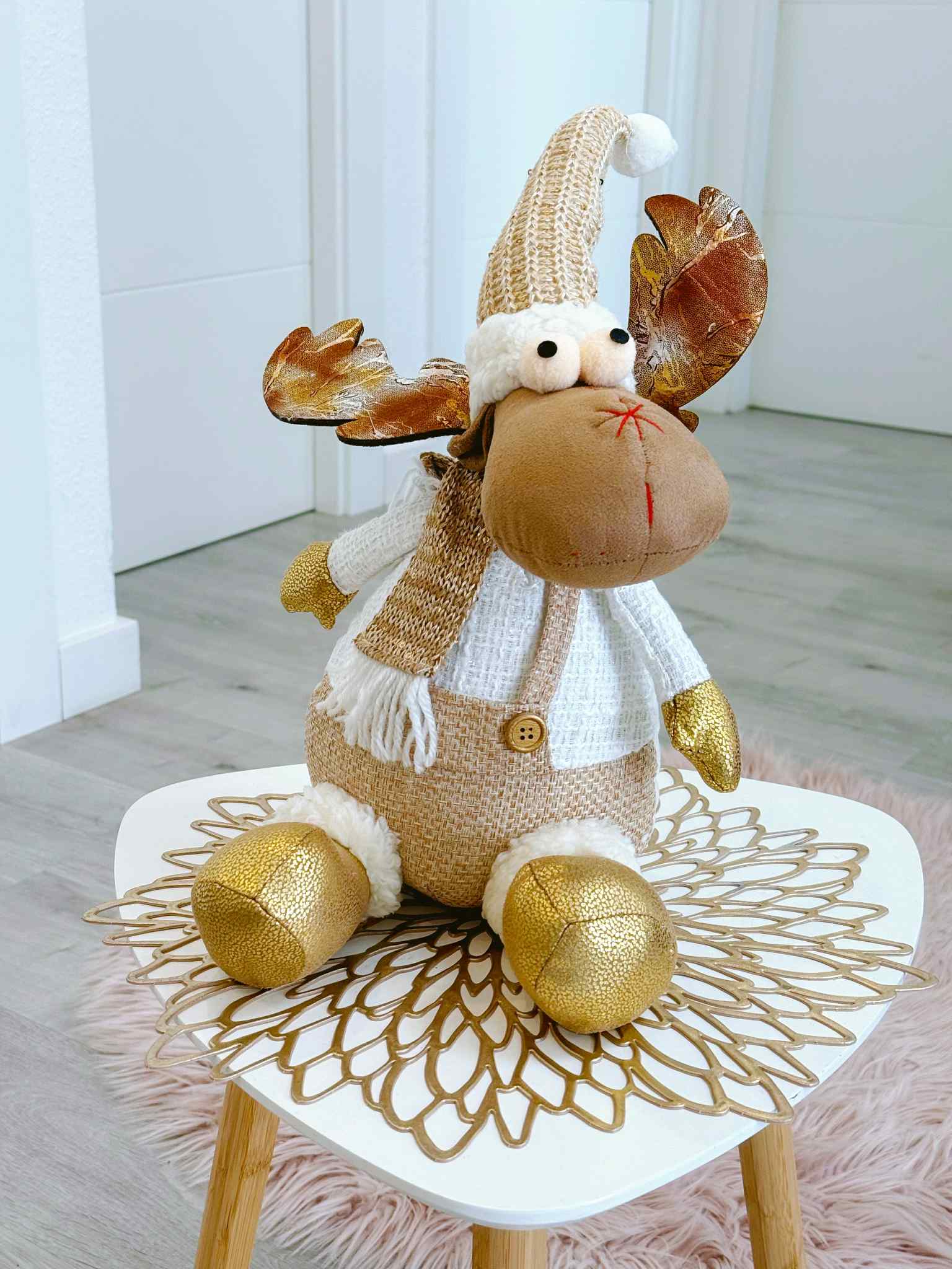 RENO SENTADO  17X16X30CM