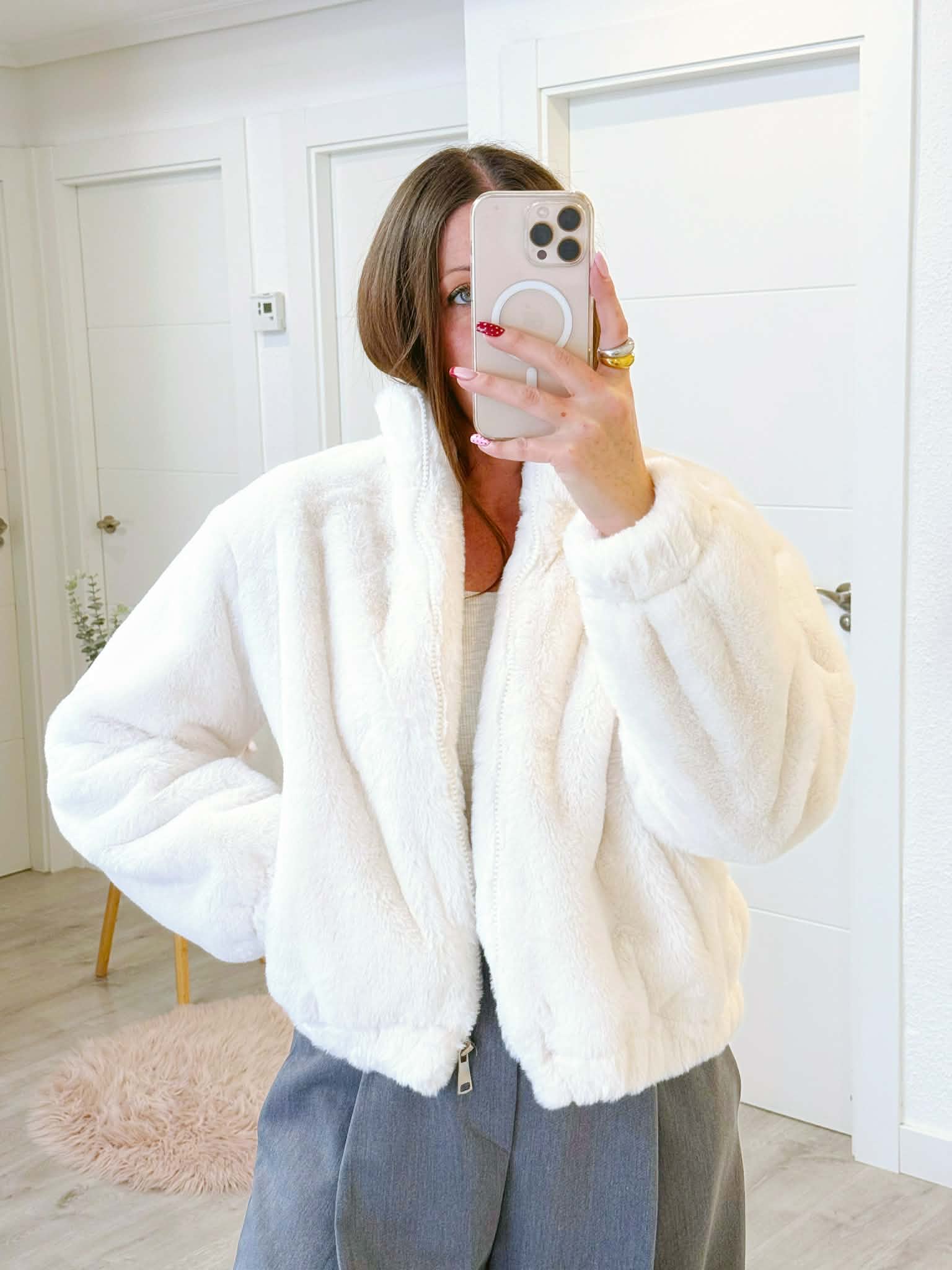 CHAQUETA BOMBER PELO BEIGE