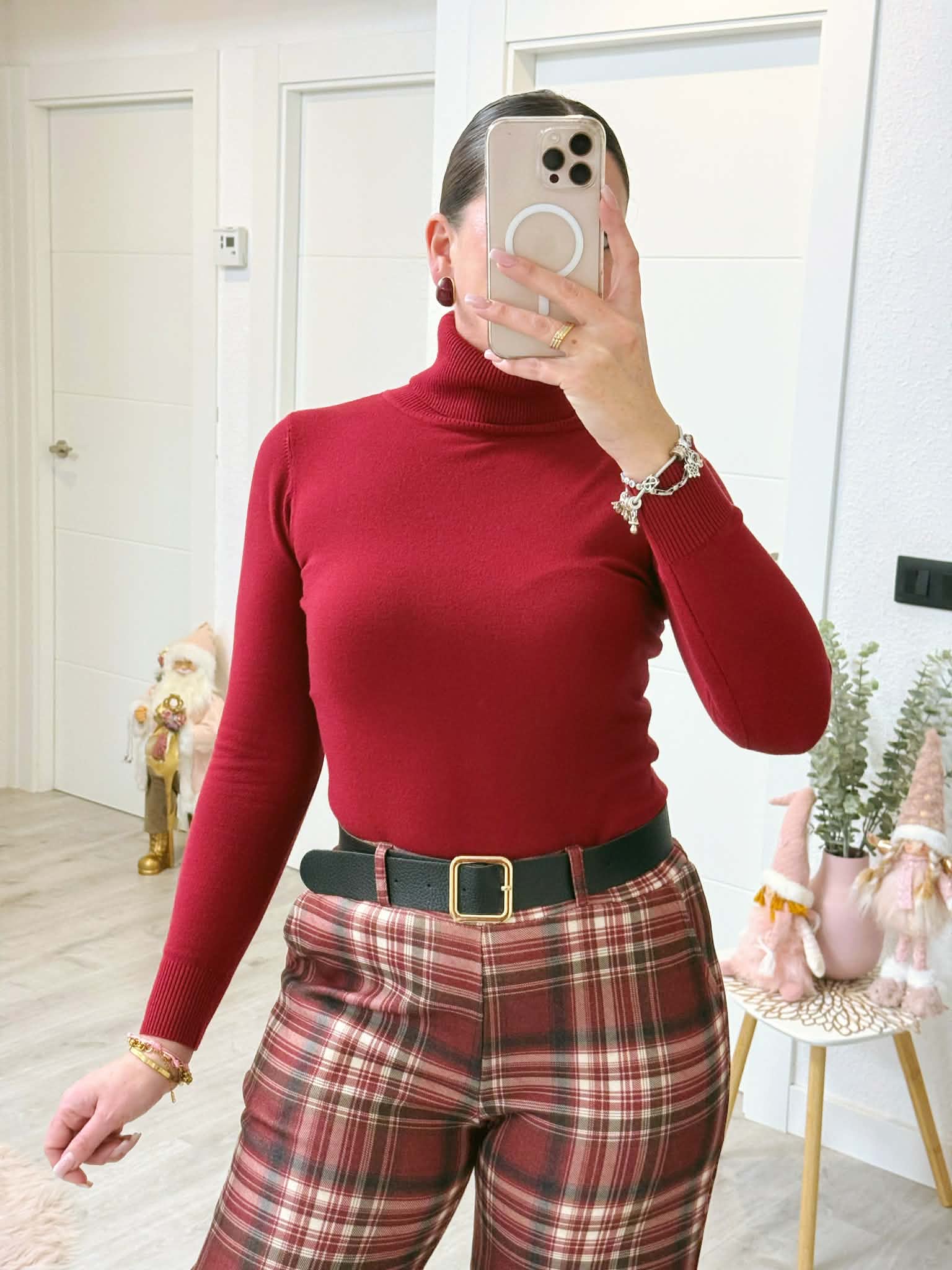 JERSEY CUELLO ALTO DE PUNTO GRANATE