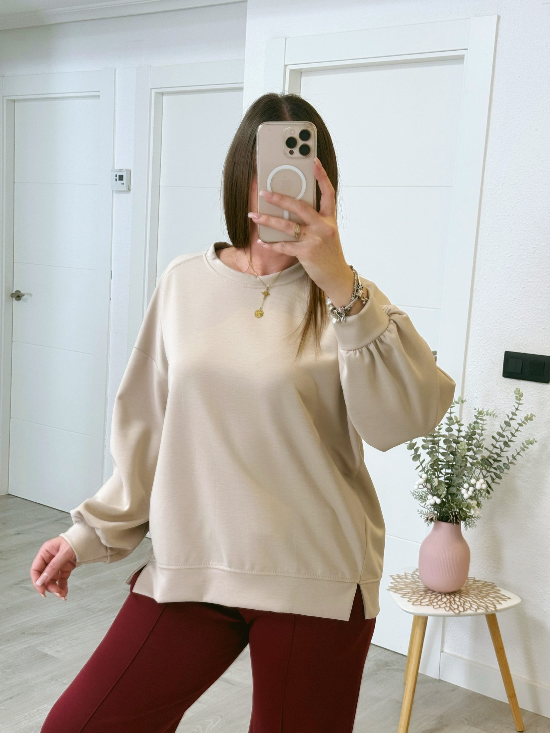 SUDADERA OVERSIZE BEIGE