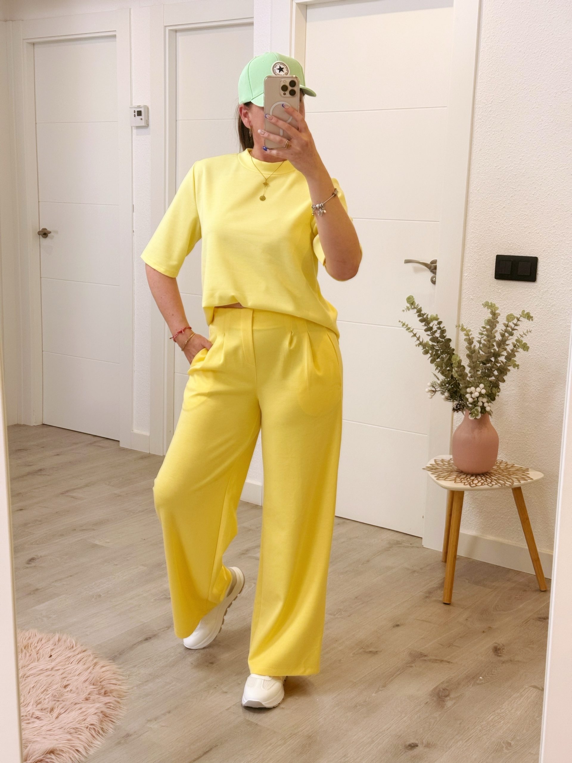 PANTALÓN TANIA AMARILLO