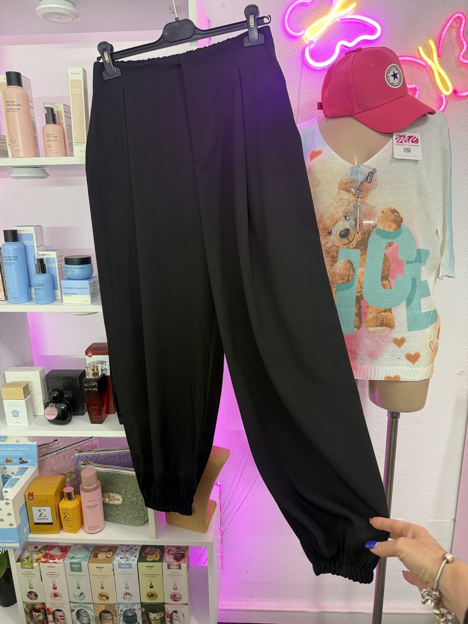 PANTALÓN GLOBO NEGRO