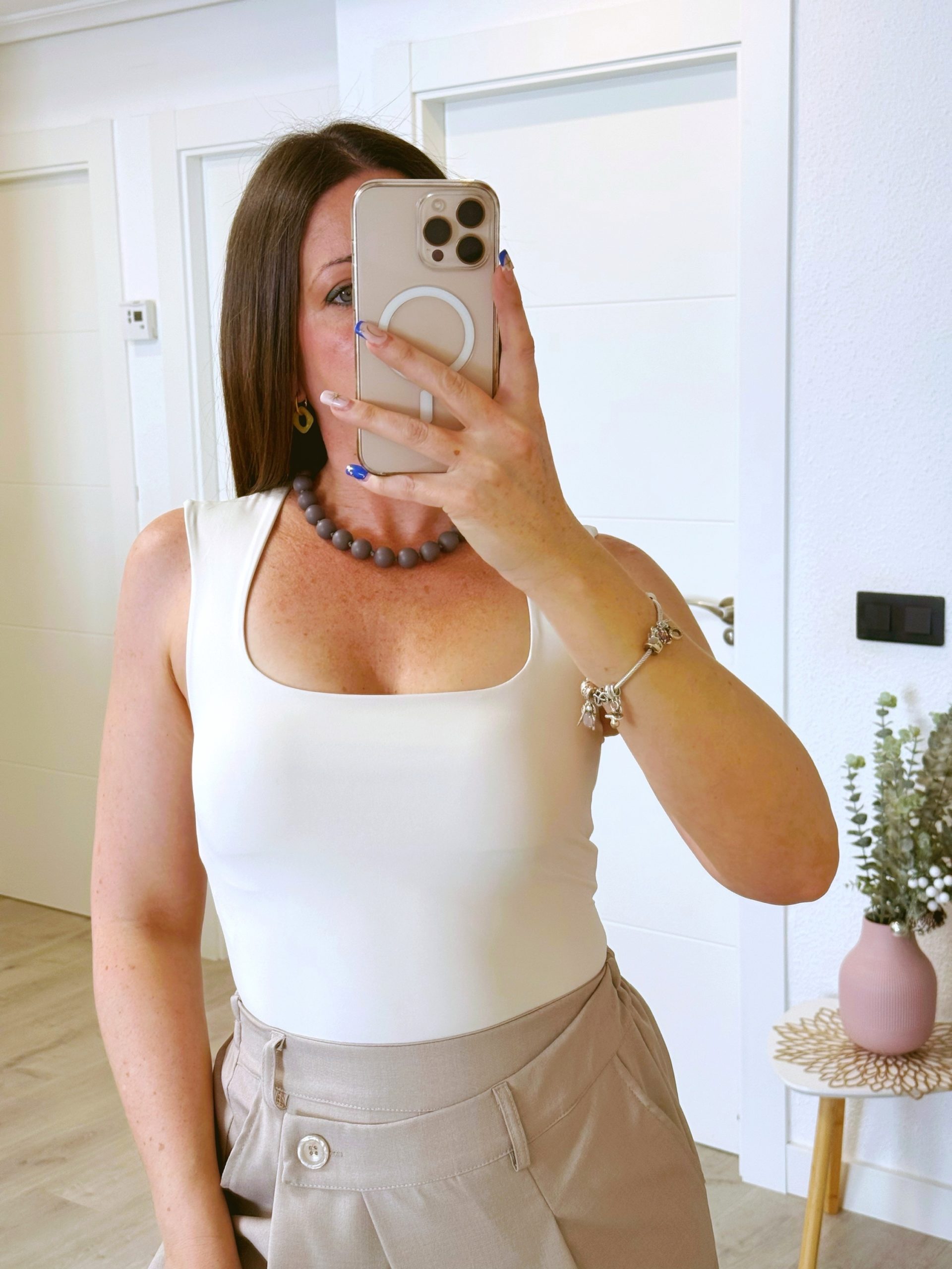 CAMISETA DE LICRA TIRANTES BEIGE