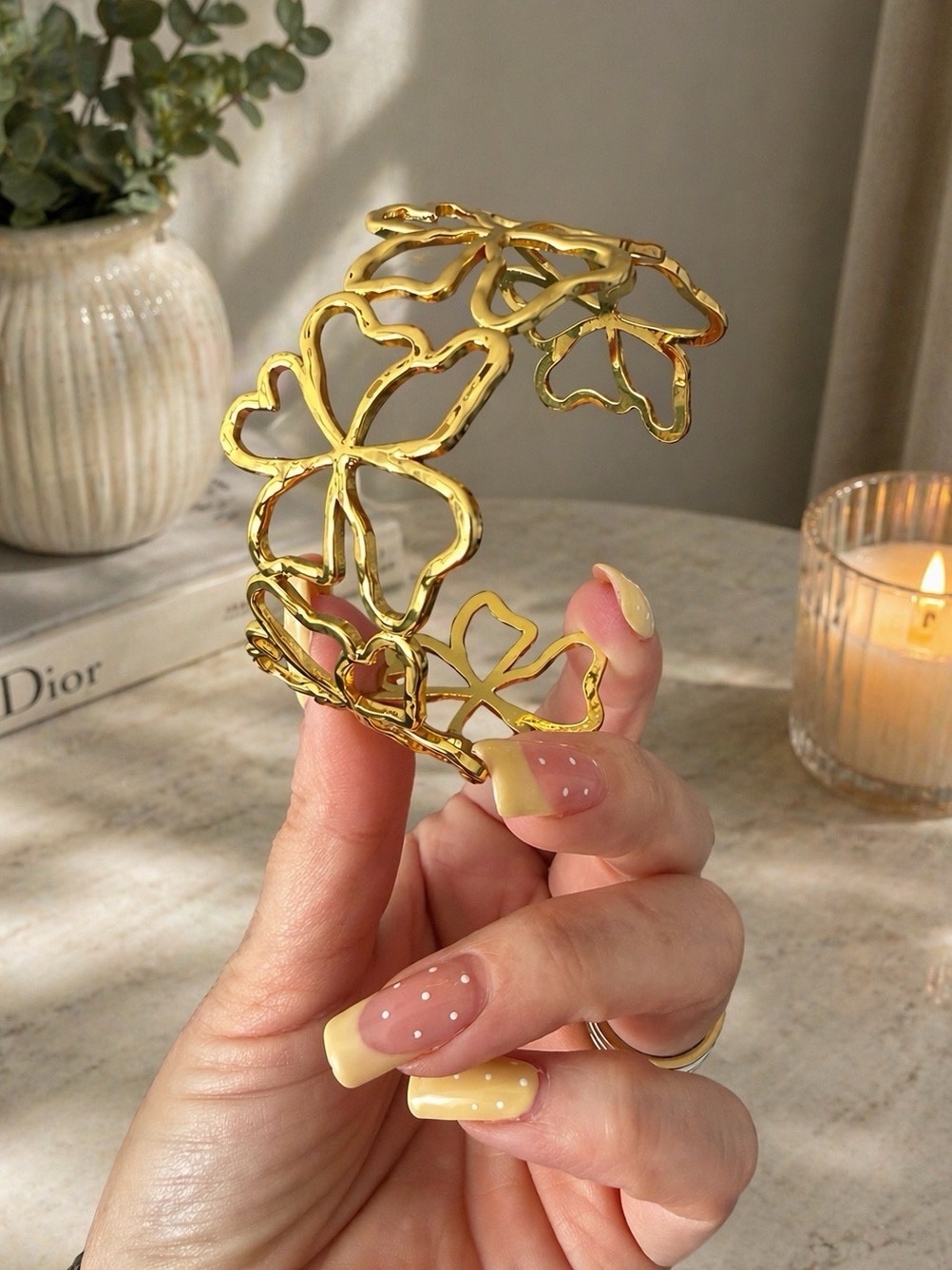 BRAZALETE FLORES DORADO