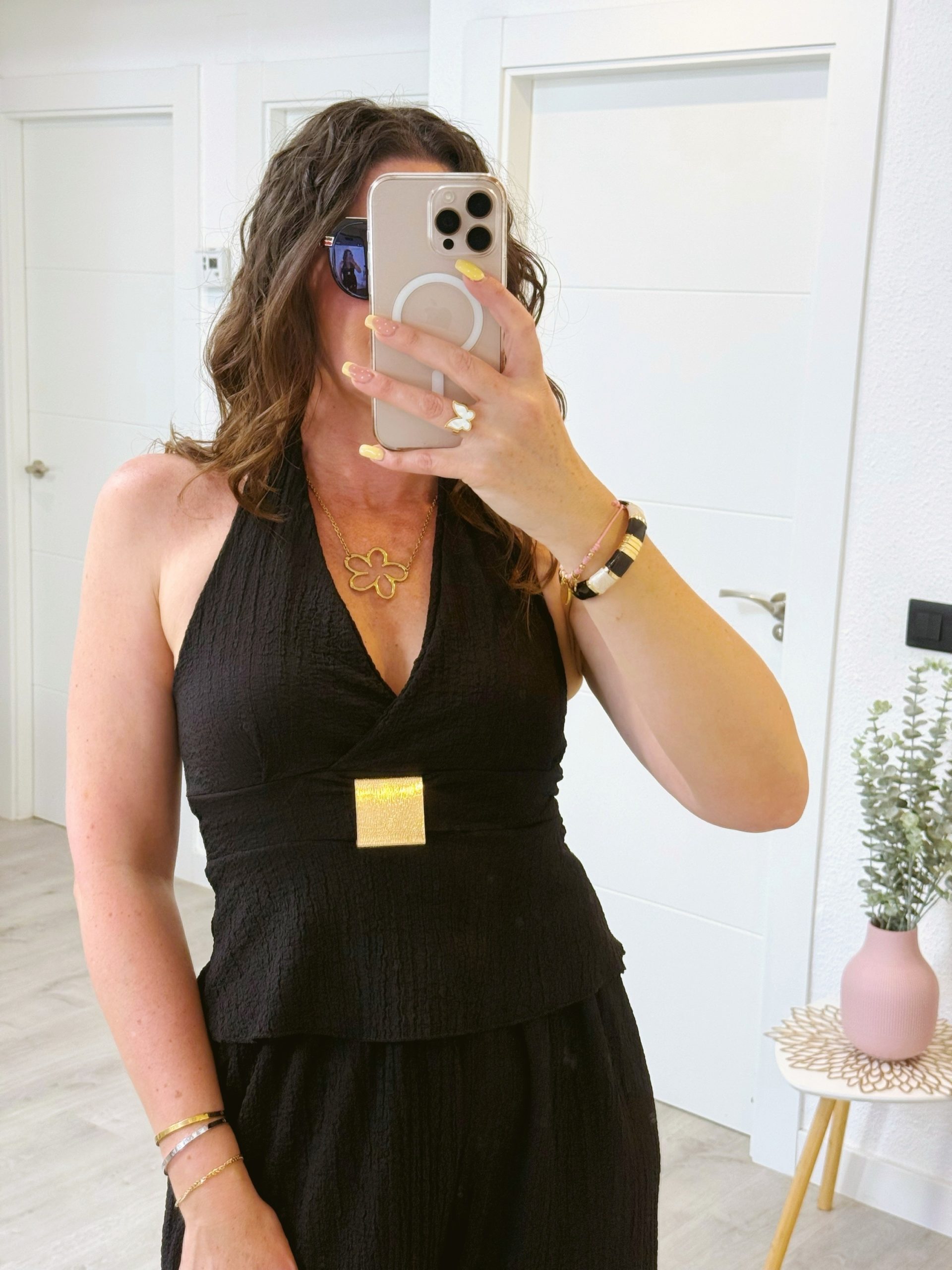 TOP BAMBULA AL CUELLO NEGRO