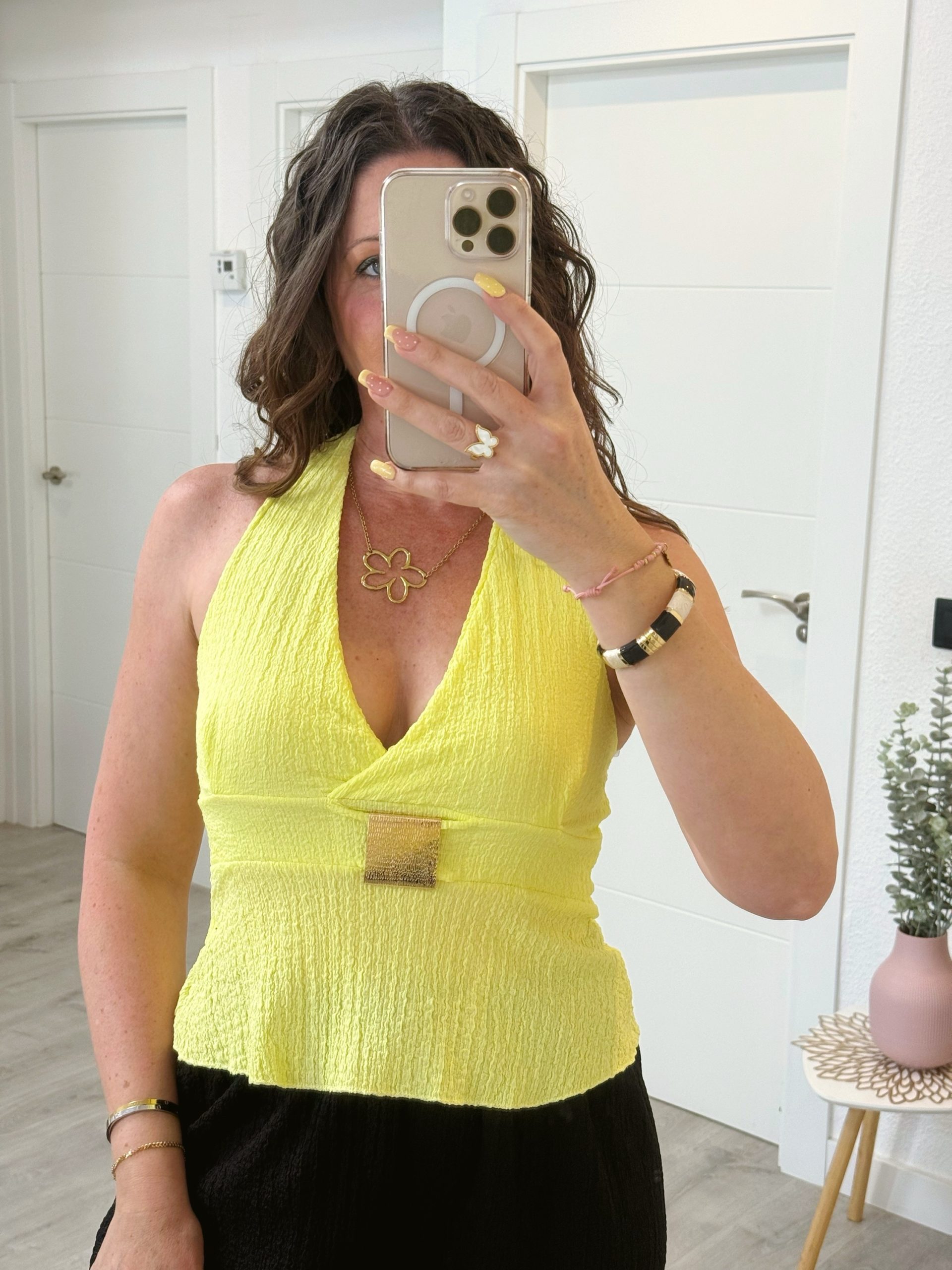 TOP BAMBULA AL CUELLO AMARILLO