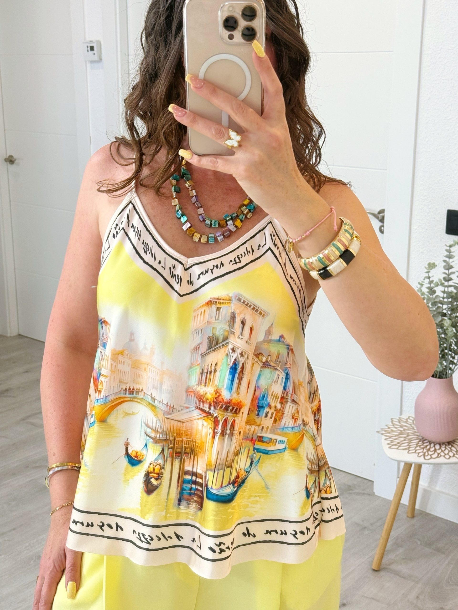TOP SATINADO VENECIA AMARILLO