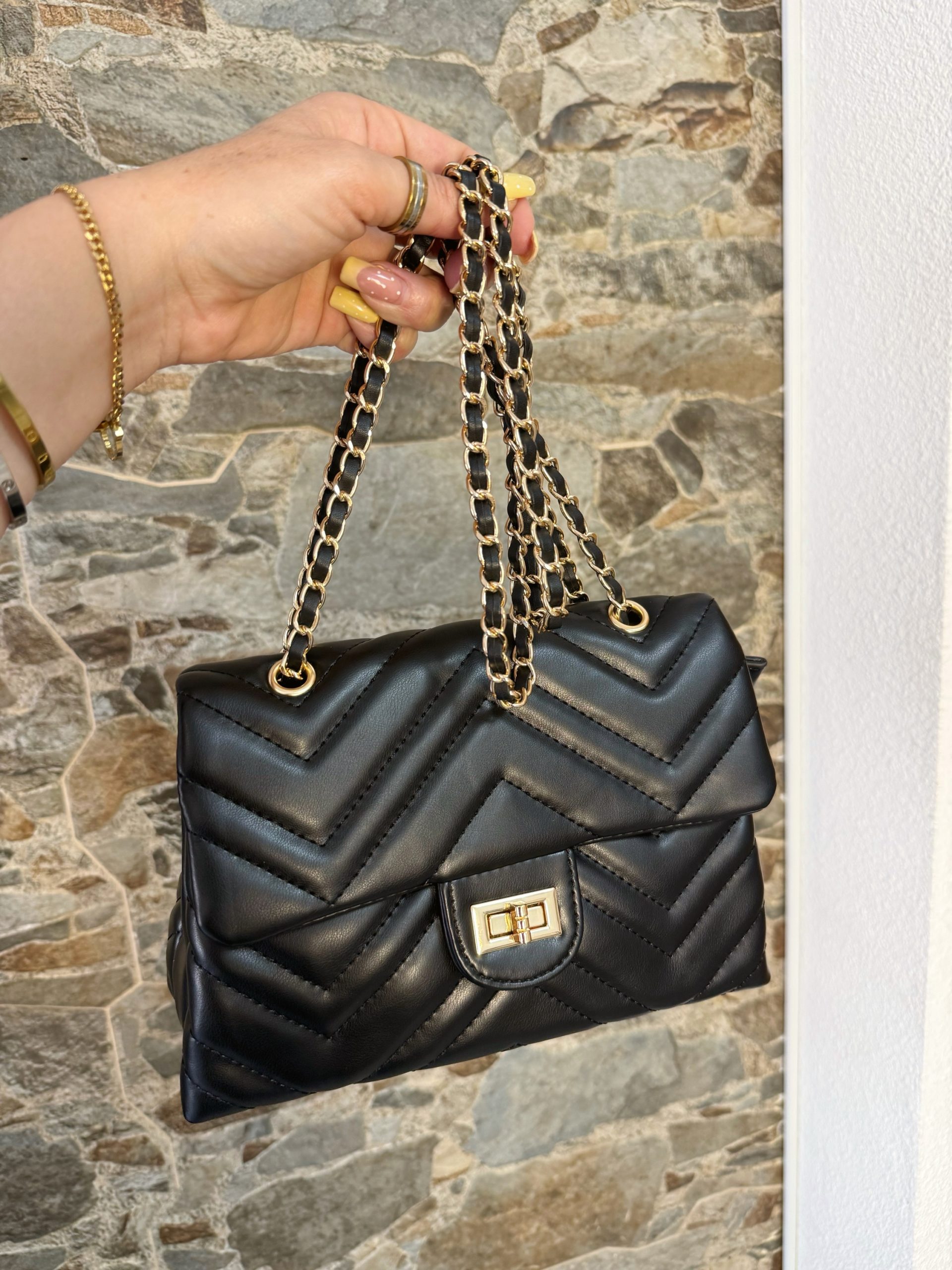 BOLSO CADENA NEGRO
