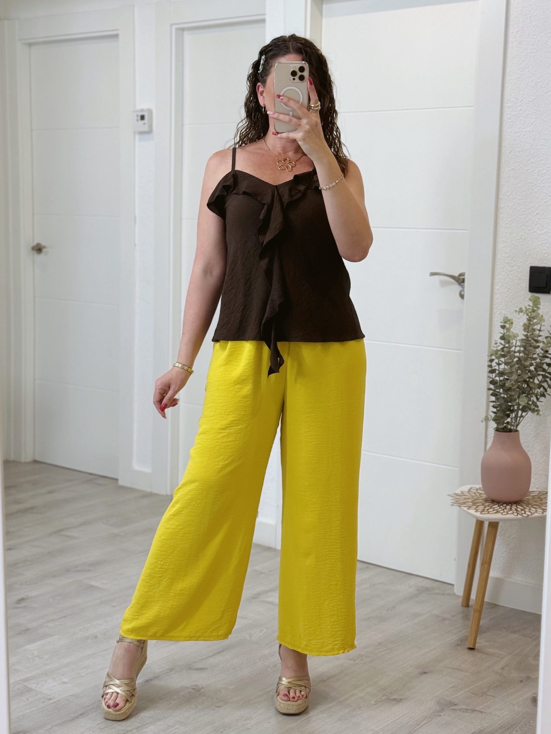 PANTALÓN GASA MOSTAZA