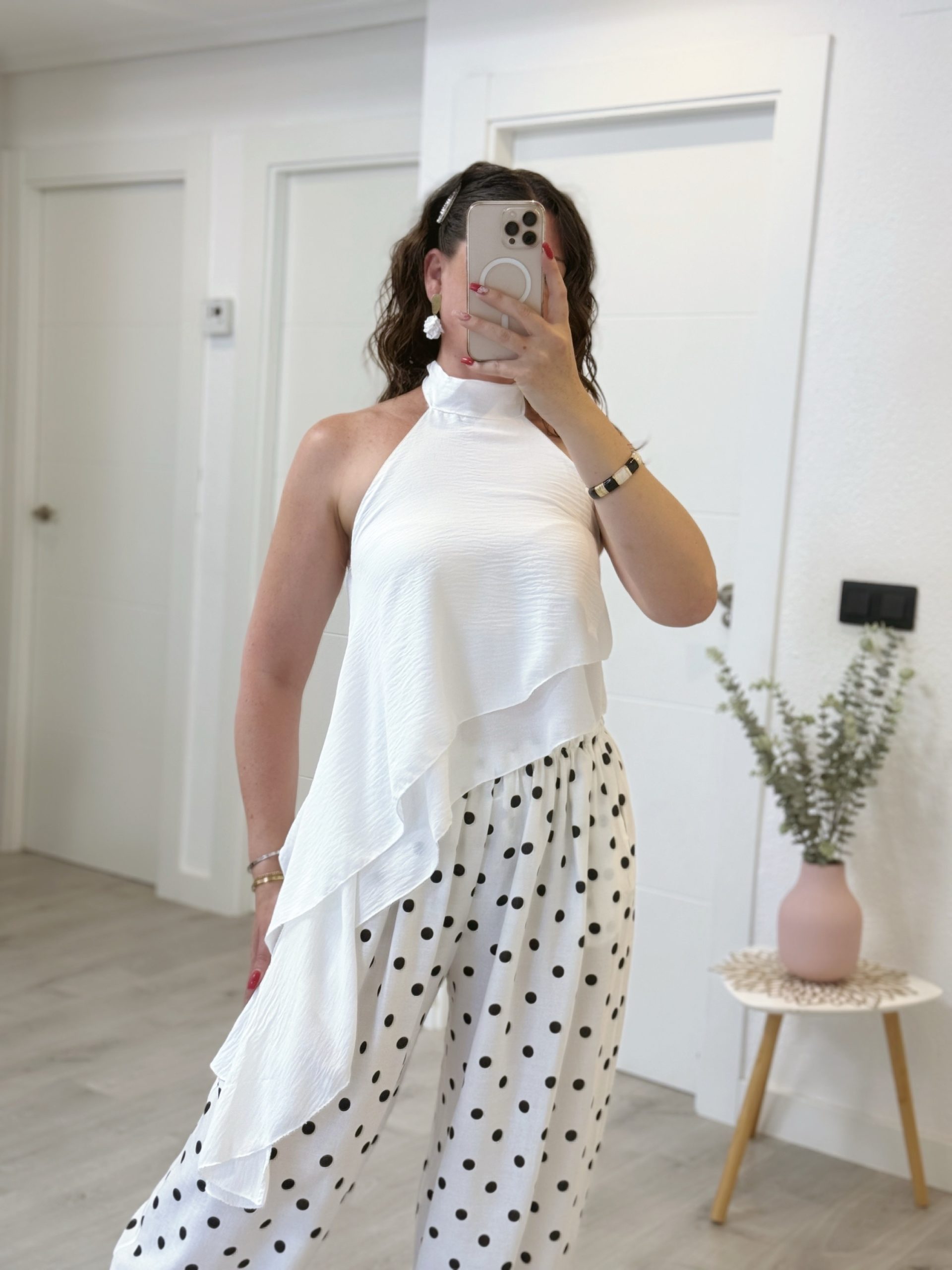 BLUSA VOLANTES BLANCA