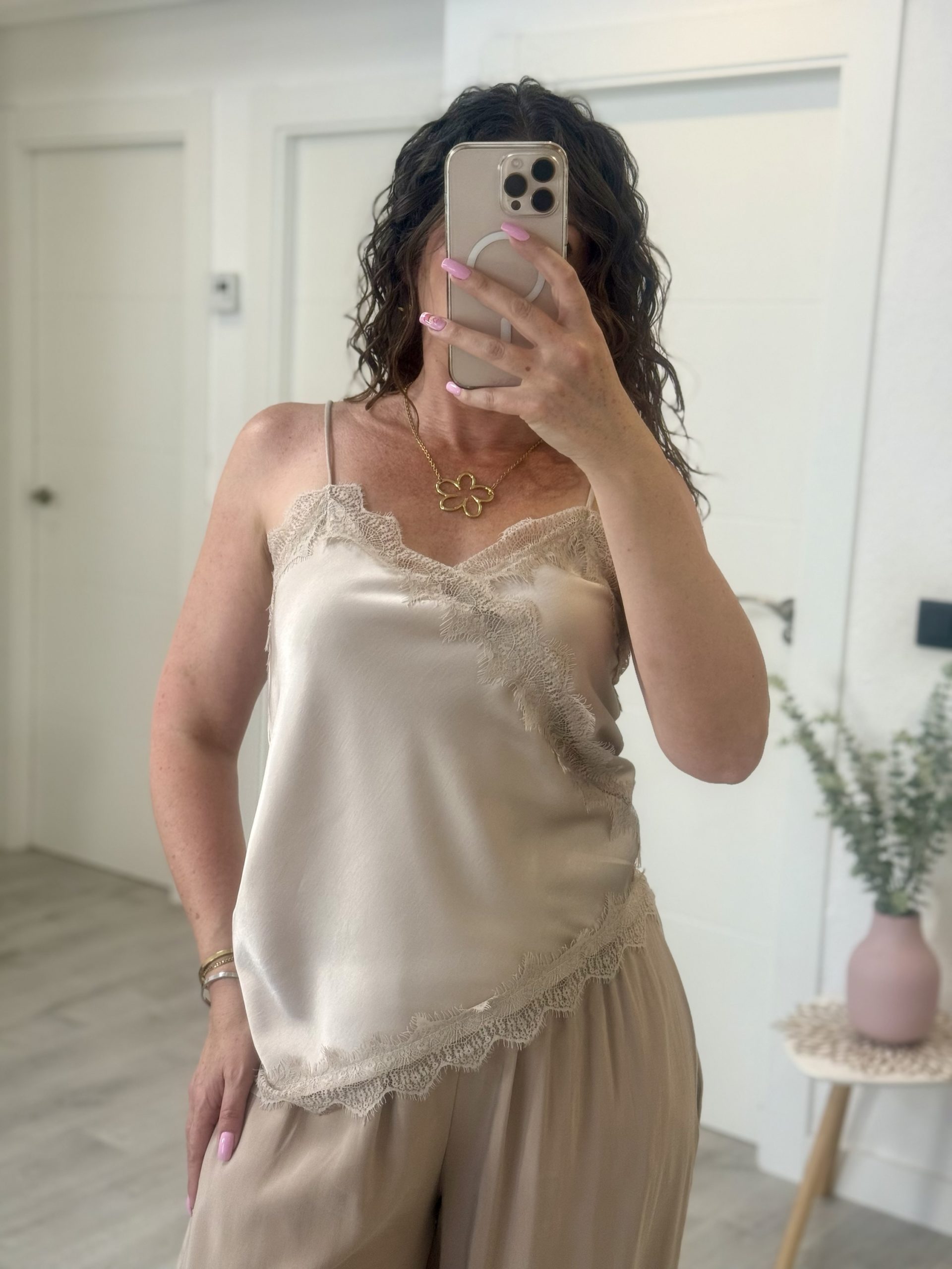 LENCERA BEIGE