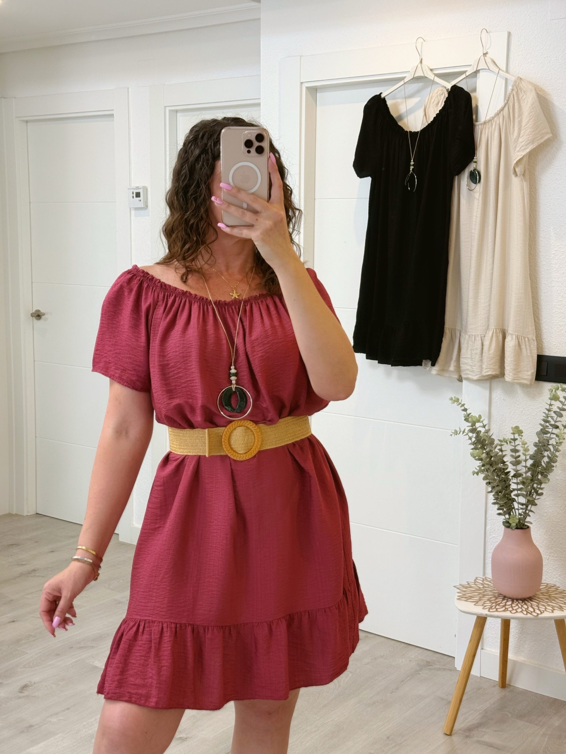 VESTIDO CON COLLAR