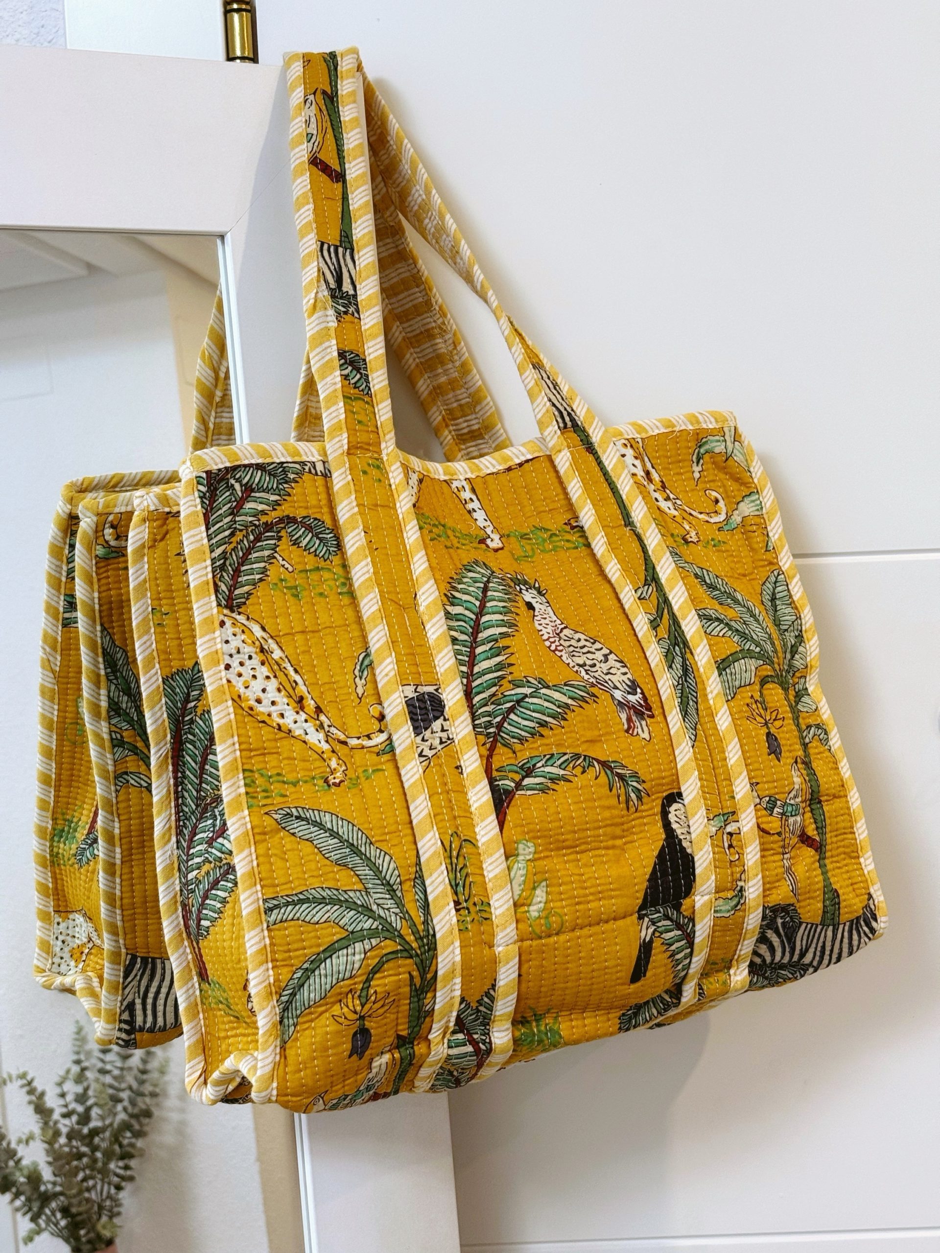 BOLSO ESTAMPADO MOSTAZA