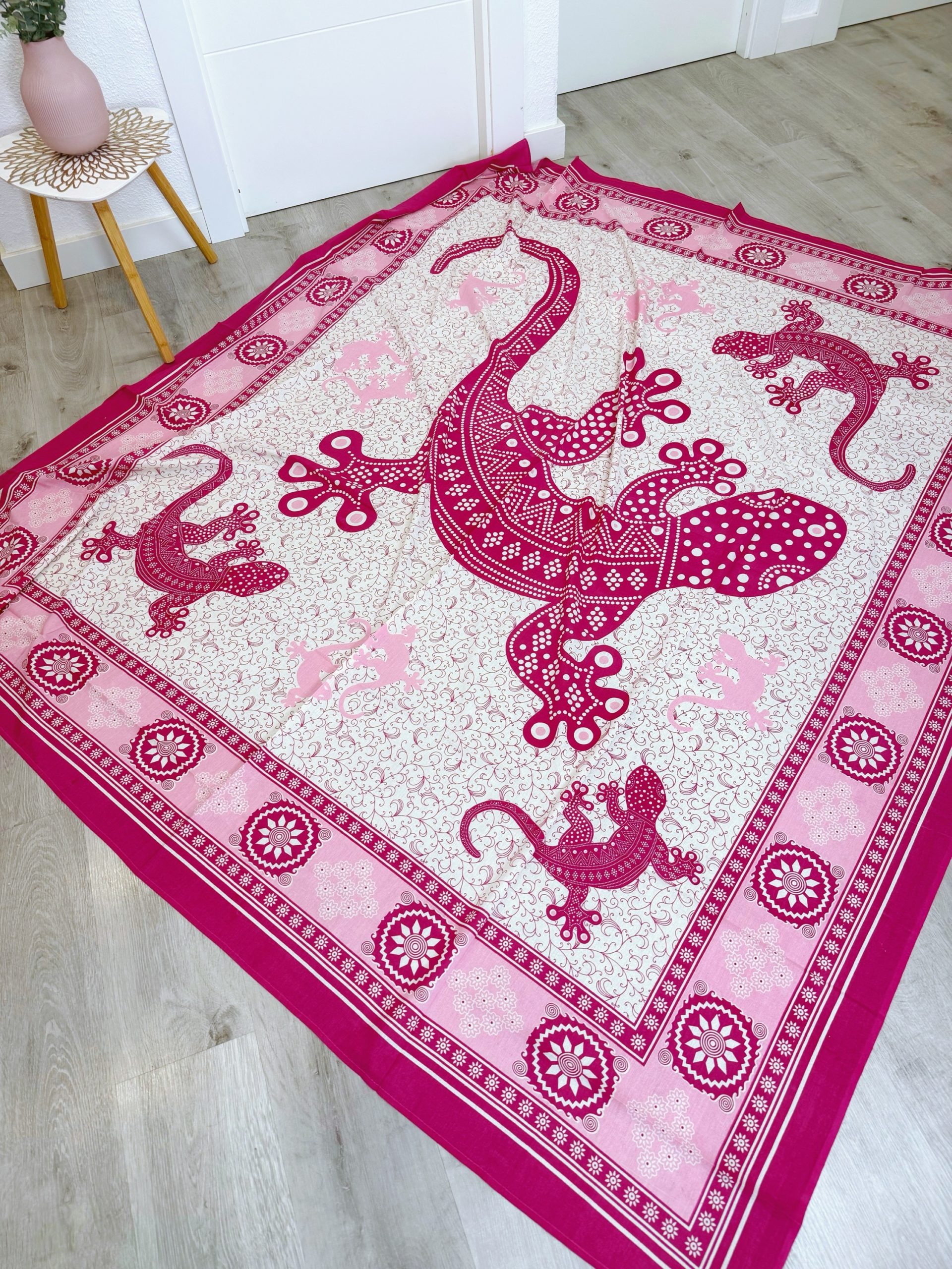 MANDALA LAGARTOS FUCSIA 210X240cm