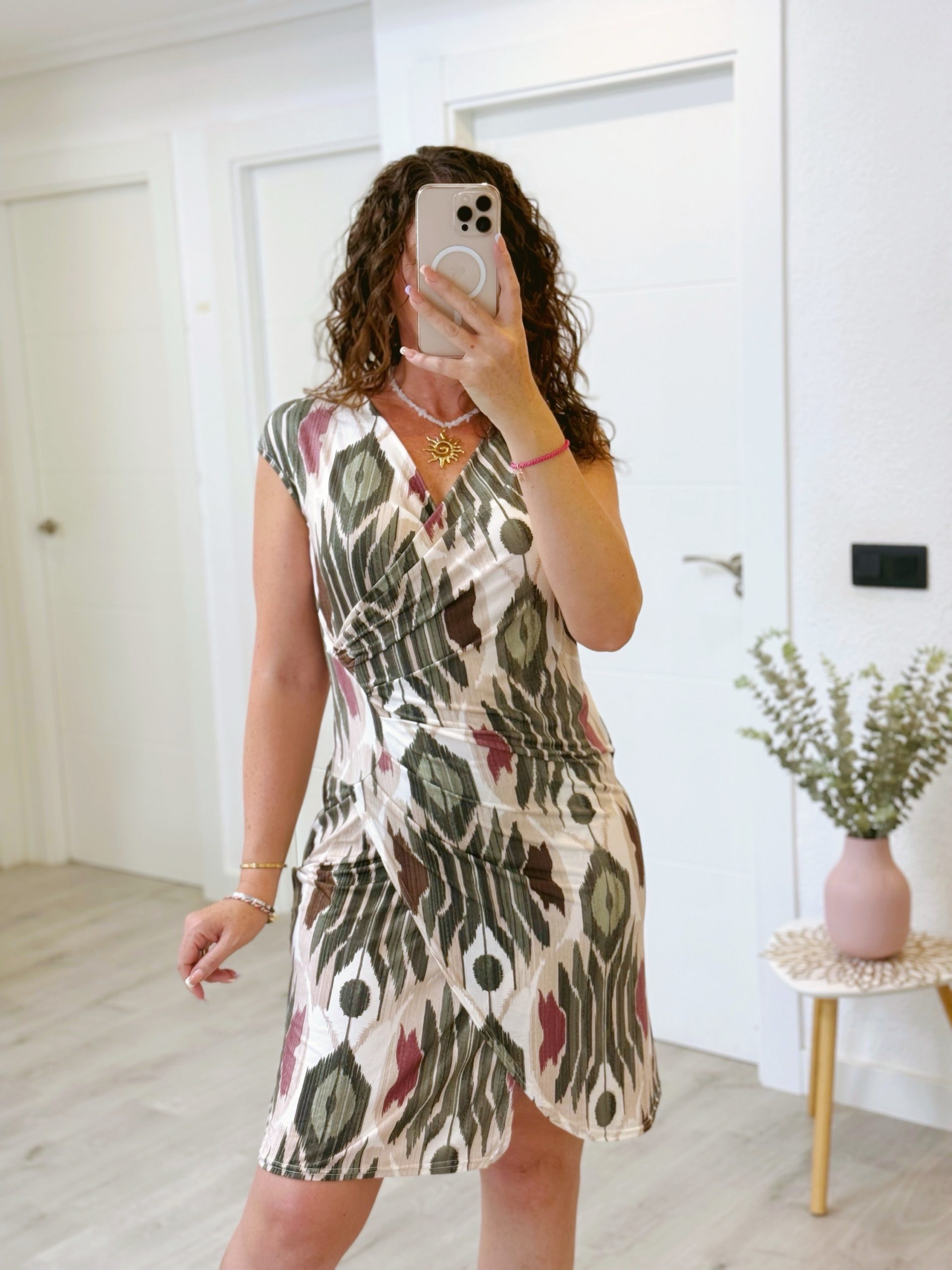 VESTIDO CORTO LICRA FRÍA