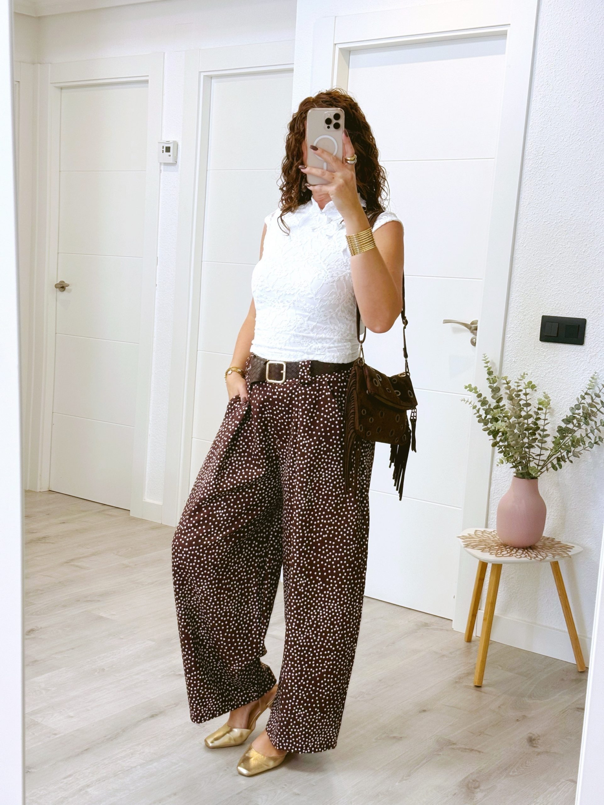 PANTALÓN LUNARES CON CINTURÓN