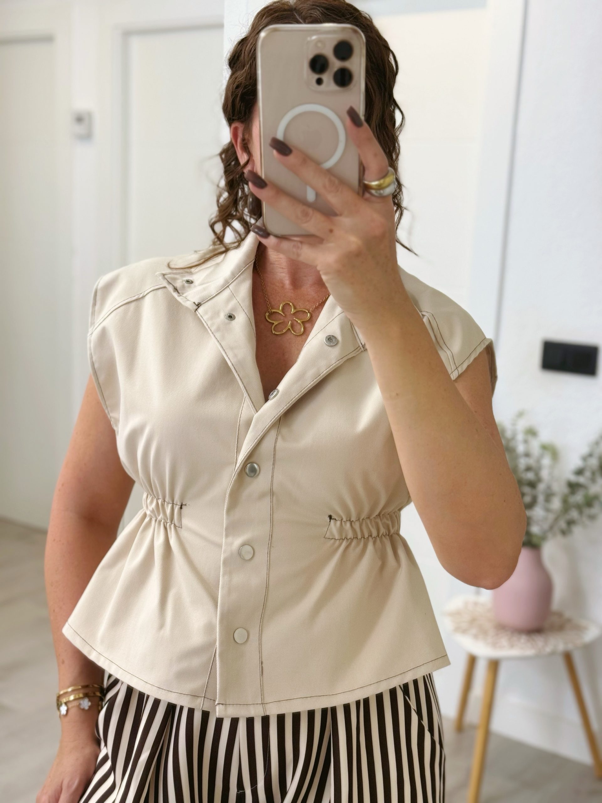 CHALECO PEPLUM BEIGE
