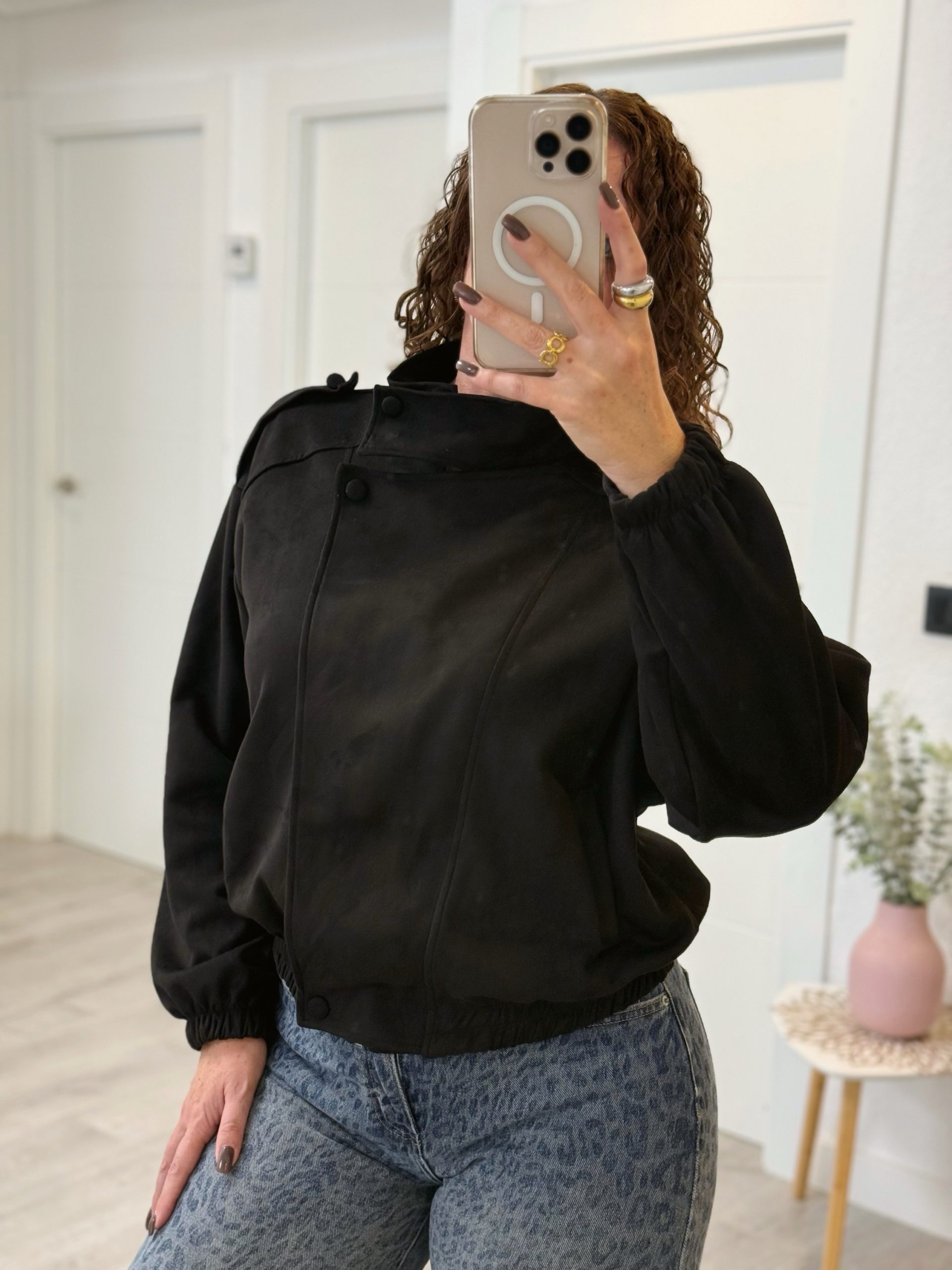 BOMBER ANTELINA NEGRA