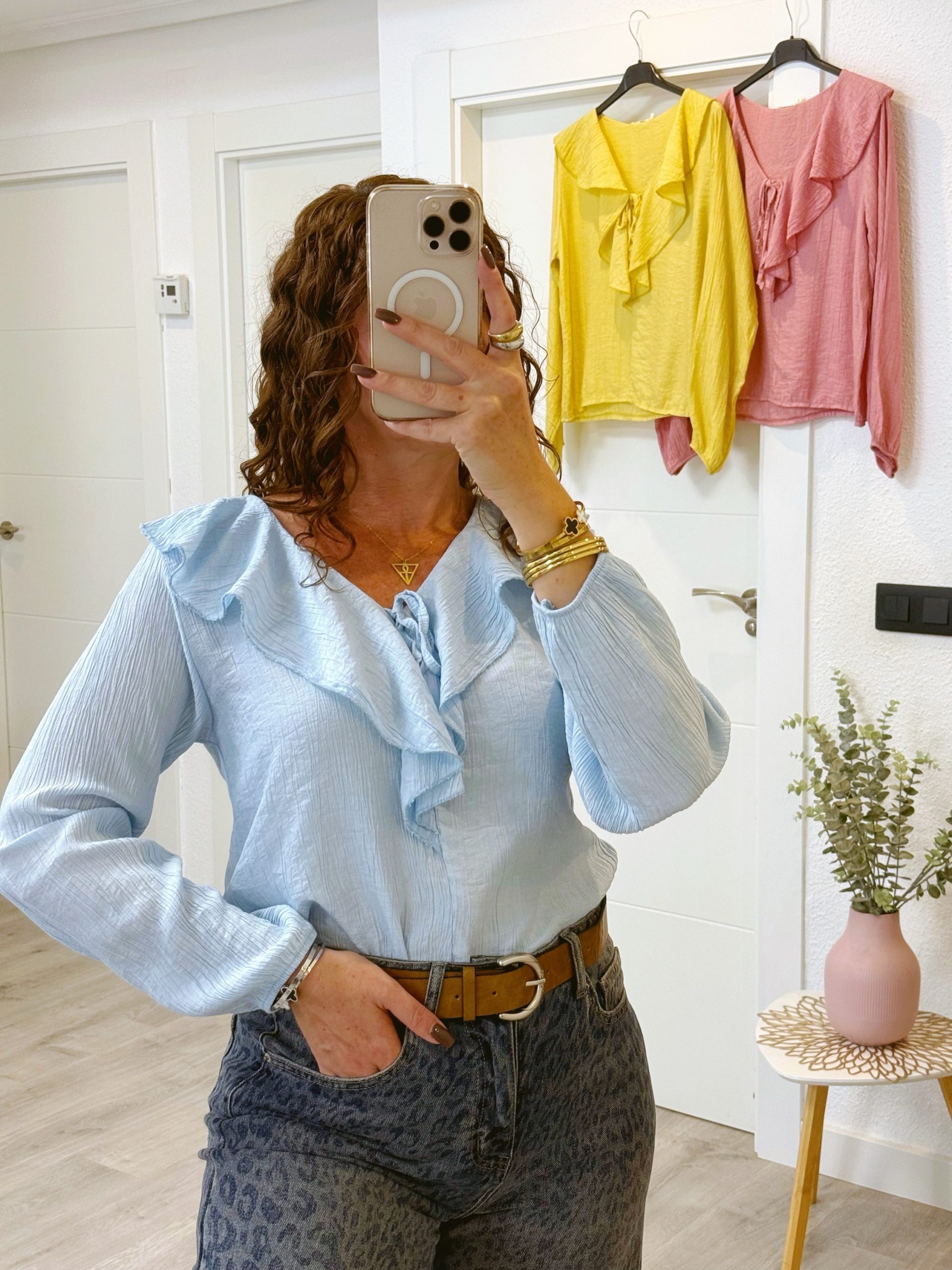 BLUSA VOLANTE