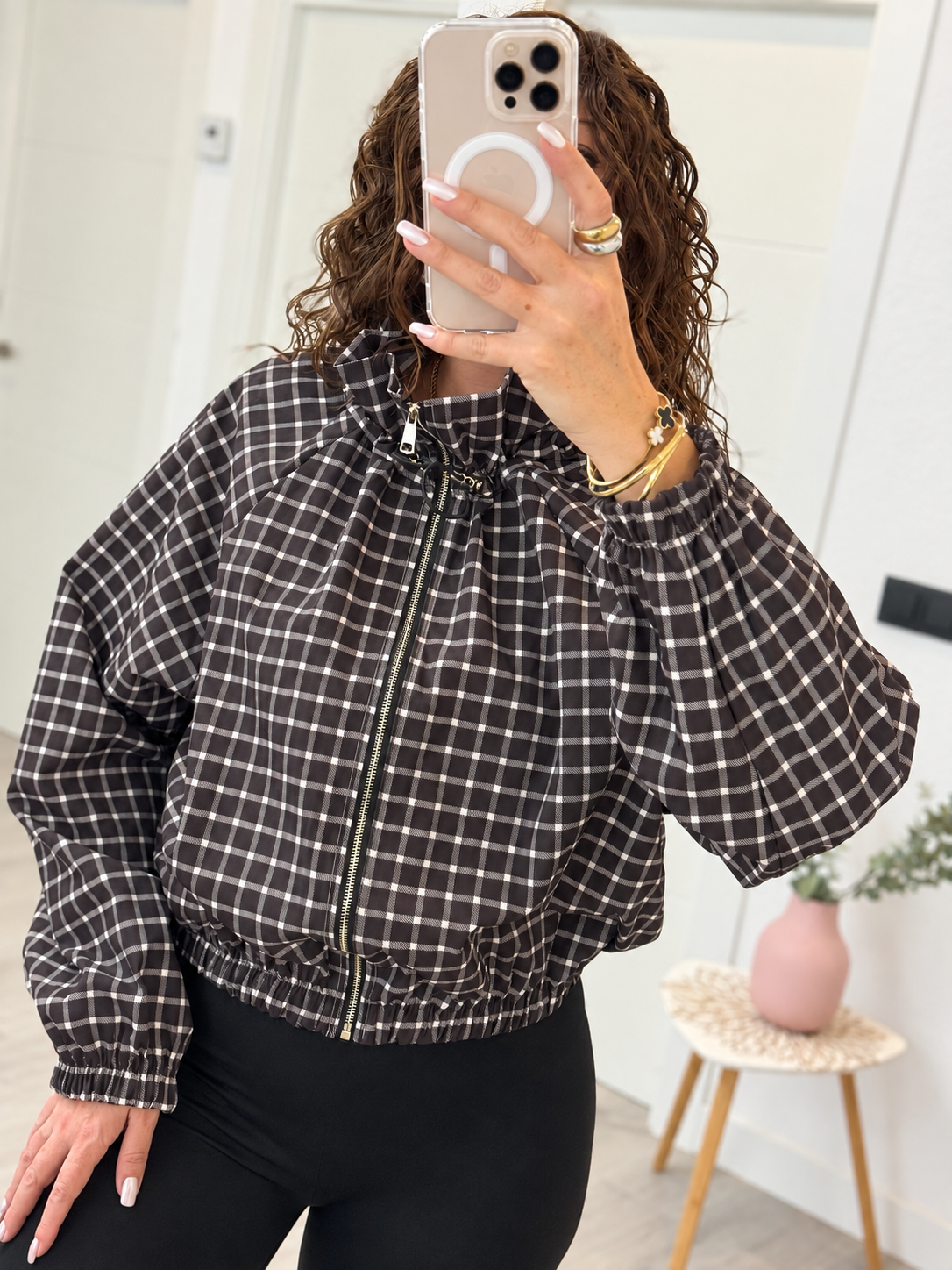 BOMBER CUADROS CUELLO CON ELÁSTICO